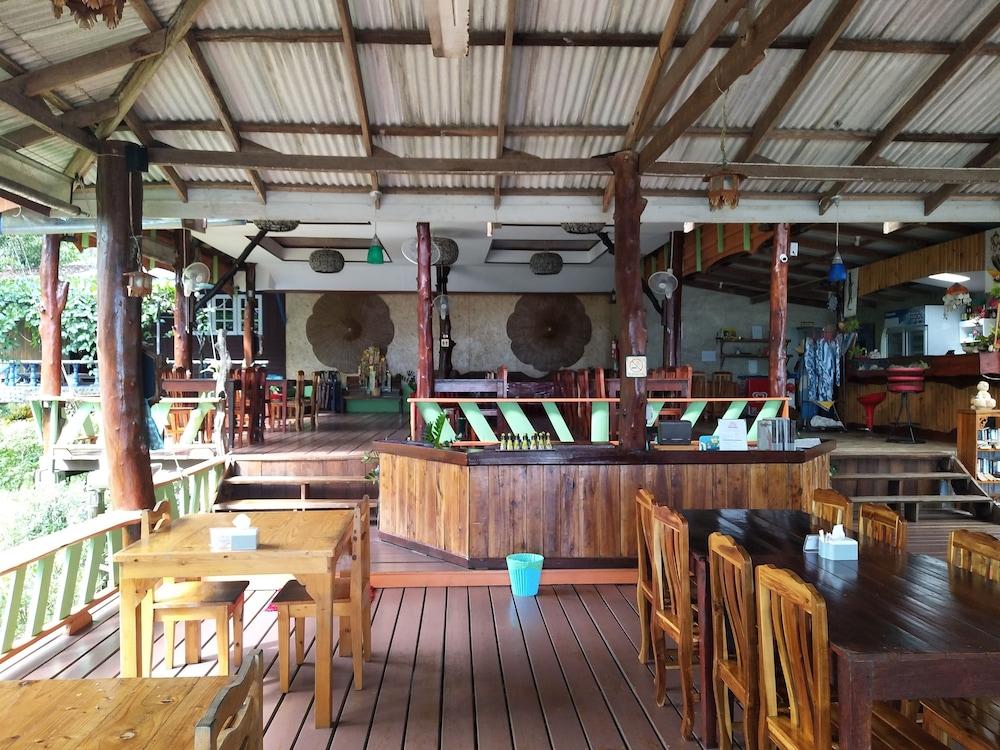 The Sunshine Resort Ko Kut Kültér fotó